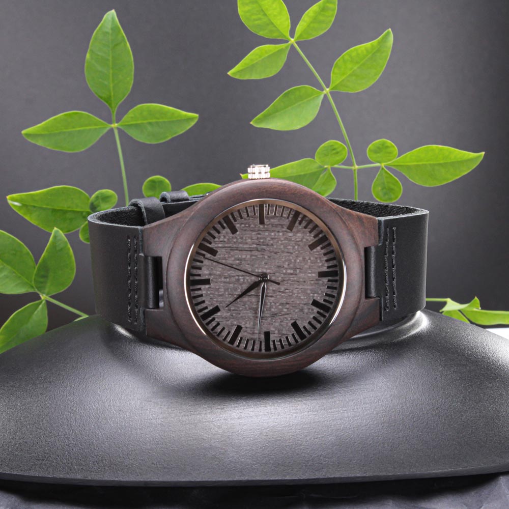 đż 100% Vegane Uhr â Ein Symbol fĂŒr Mut und StĂ€rke