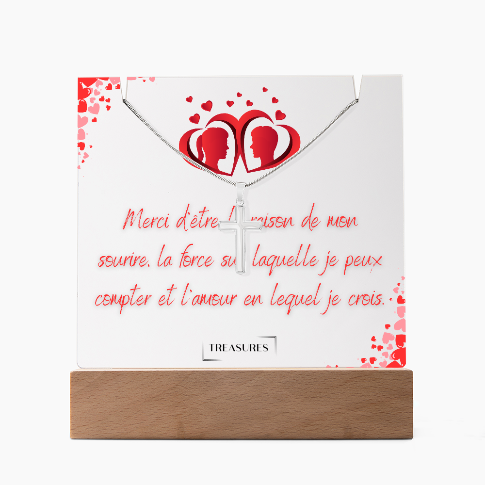 Coffret souvenir en acrylique avec présentoir carré personnalisé et collier croix en acier inoxydable, cadeau unique pour homme, base LED en bois, parfait pour anniversaire, Noël ou fête, treasures.ch