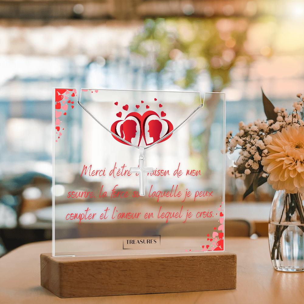 Coffret souvenir en acrylique avec présentoir carré personnalisé et collier croix en acier inoxydable, cadeau unique pour homme, base LED en bois, parfait pour anniversaire, Noël ou fête, treasures.ch