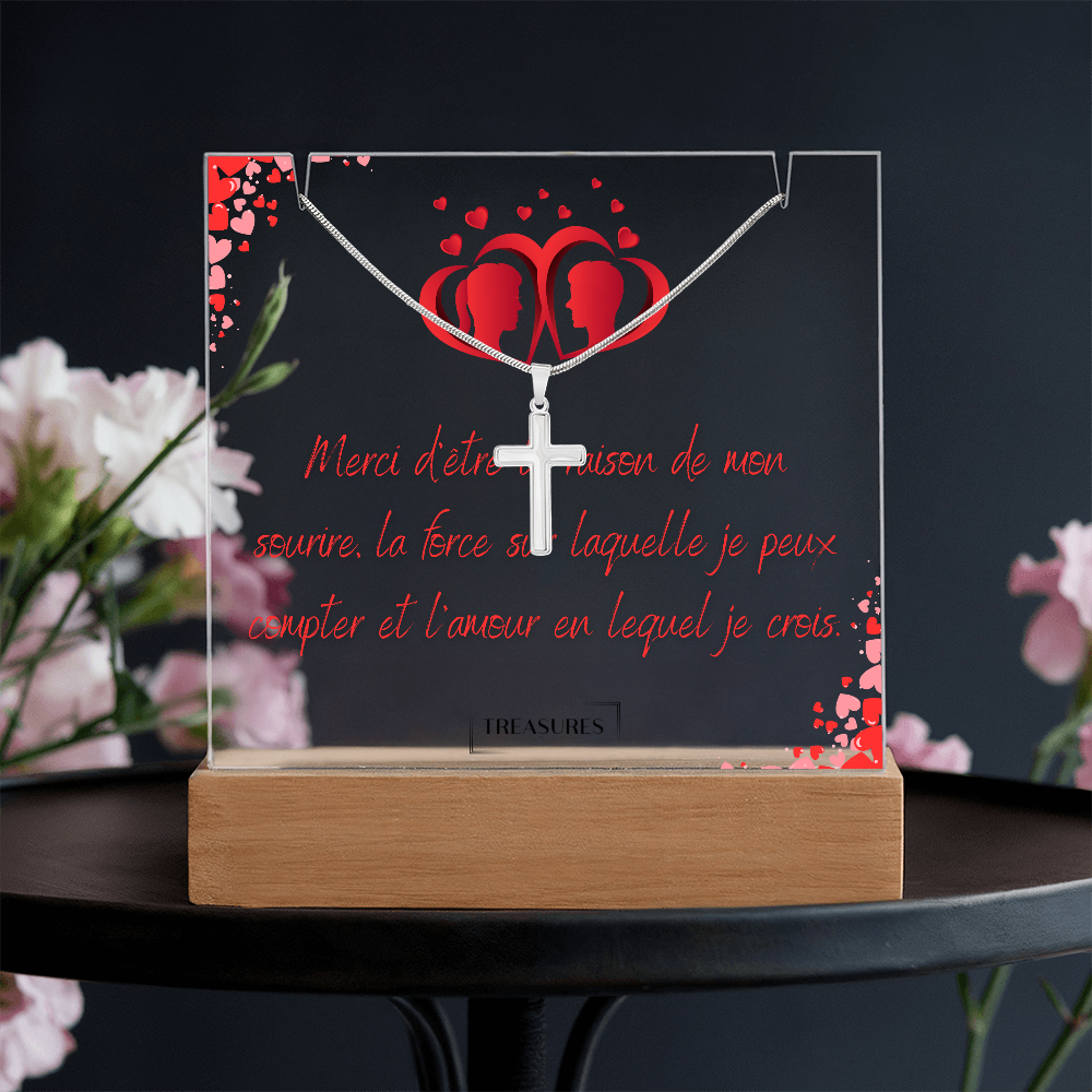 Coffret souvenir en acrylique avec présentoir carré personnalisé et collier croix en acier inoxydable, cadeau unique pour homme, base LED en bois, parfait pour anniversaire, Noël ou fête, treasures.ch