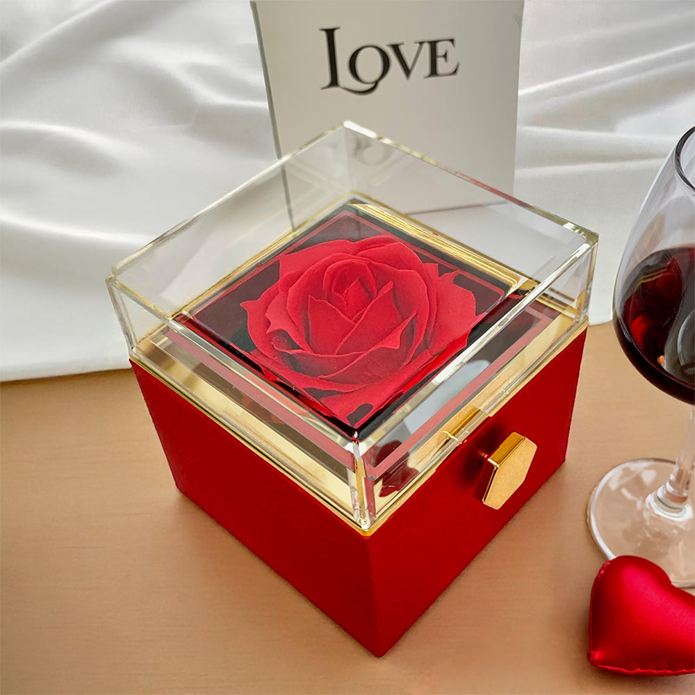 Liebes-Knoten-Halsband mit funkelndem Zirkonia-Anhänger in 14k Weißgold-Finish, präsentiert in einer luxuriösen Geschenkbox mit ewiger roter Rose – das perfekte Geschenk für besondere Anlässe.